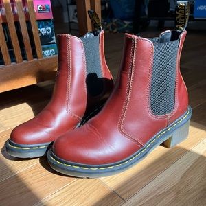 Dr. Martens Cadence Heeled Chelsea Boot size 8